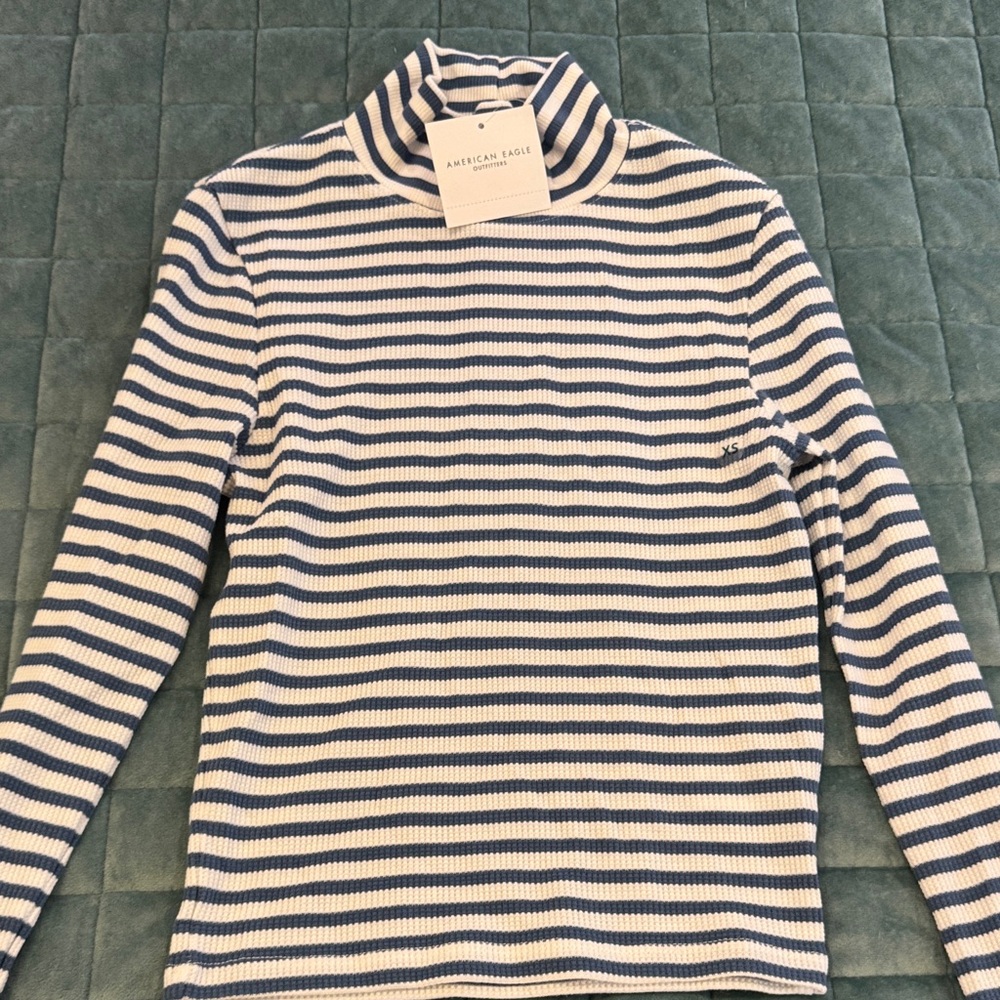 American Eagle Striped Turtleneck Ribbed shirt size XS